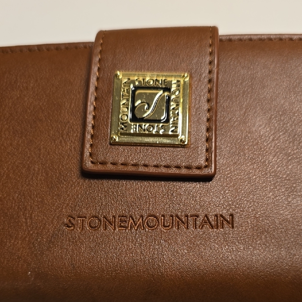 Stone Mountain Accessories Brown Wallet with Gold Accent - Picture 3 of 11